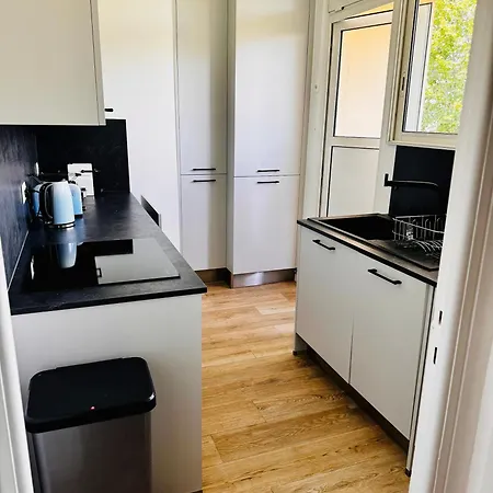 Apartament 2 Pieces A 600m De La Plage, Parking Prive